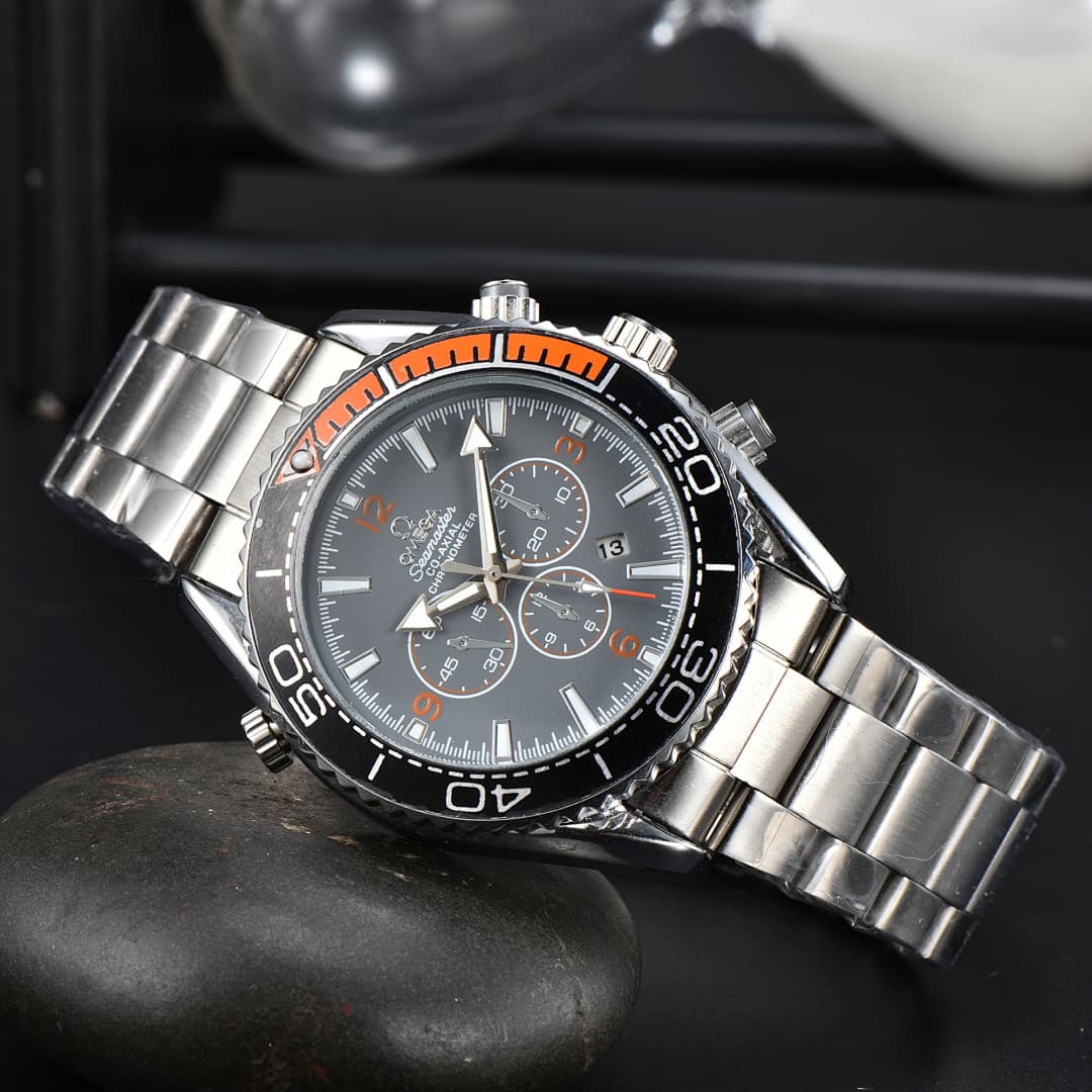 Montre Seamaster Fashion Collection à cadran noir : une montre d'affaires élégante en acier inoxydable