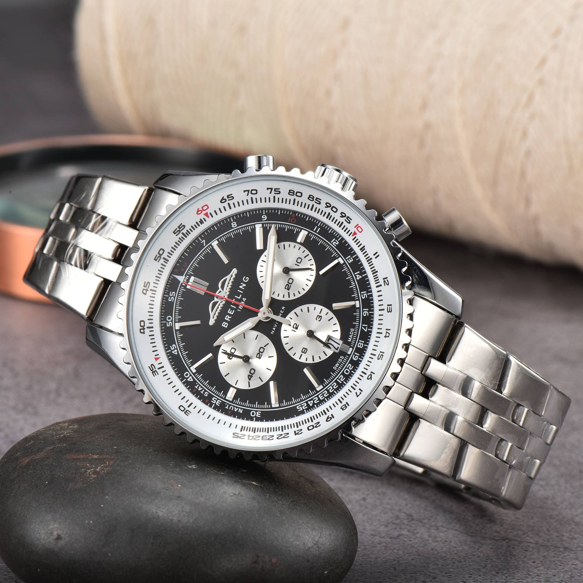 Chronographe d'aviation montre mécanique hommes cadran panda généreux mode modèles d'affaires classiques