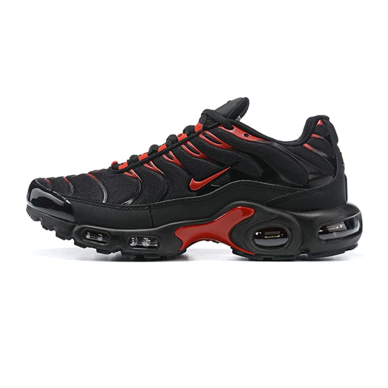 2024 Nikes Airs Maxes Tns Plus Chaussures de course pour hommes Triple Noir Blanc Tns Maxes Chaussures Requin Homme Smokys gris Designer Baskets Bask