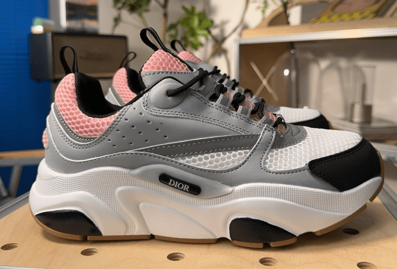 Nouvelles chaussures de sport décontractées basses B22 en maille ajourée, antichoc, antidérapantes et légères