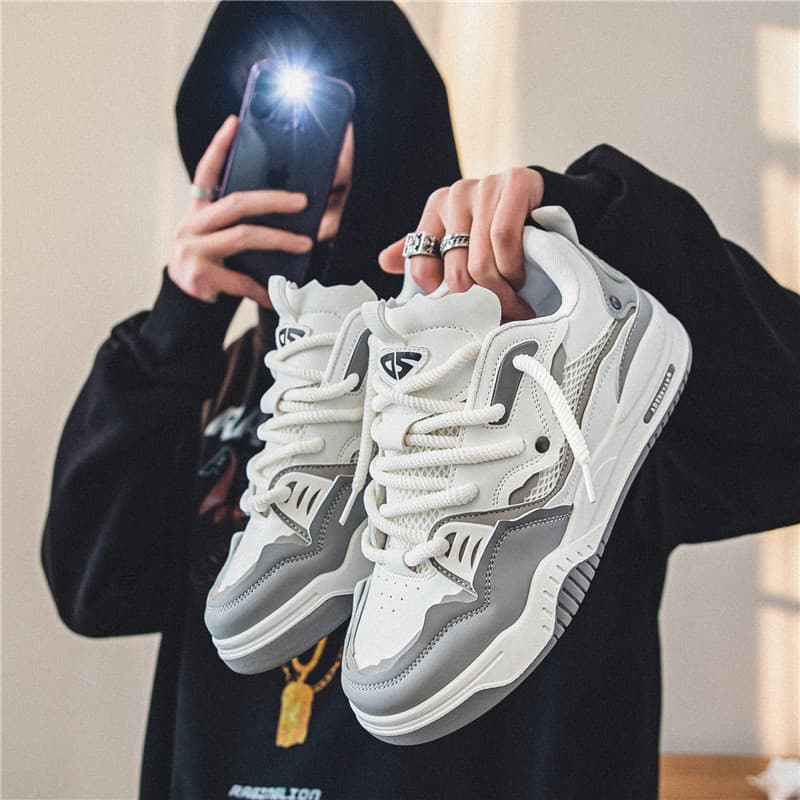 Men's Shoes Spring And Autumn New Retro Casual Sports Summer Increased Anti Slip Design Sense Bread Trendy Board Shoes
