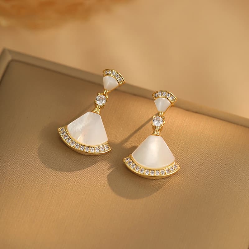 Earrings Women Golden Gem Pearl Earrings Fan-Shaped Mother-Of-Pearl Earrings For Women, High-End Luxury Style, Elegant Studs, New Fashionable Versati
