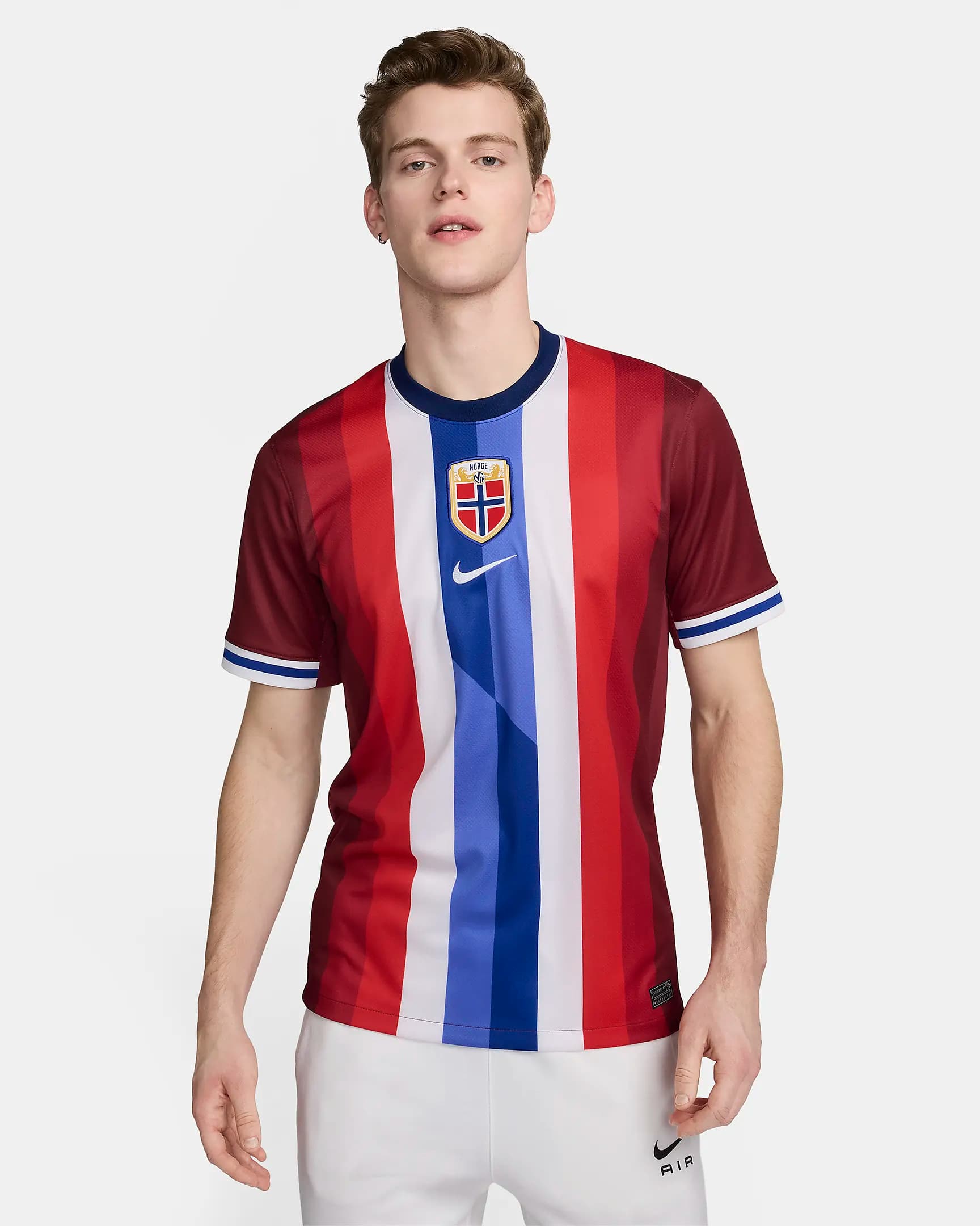 Norway (Men's Team) 2024/25 Stadium Home Men's Dri-FIT Soccer Jersey