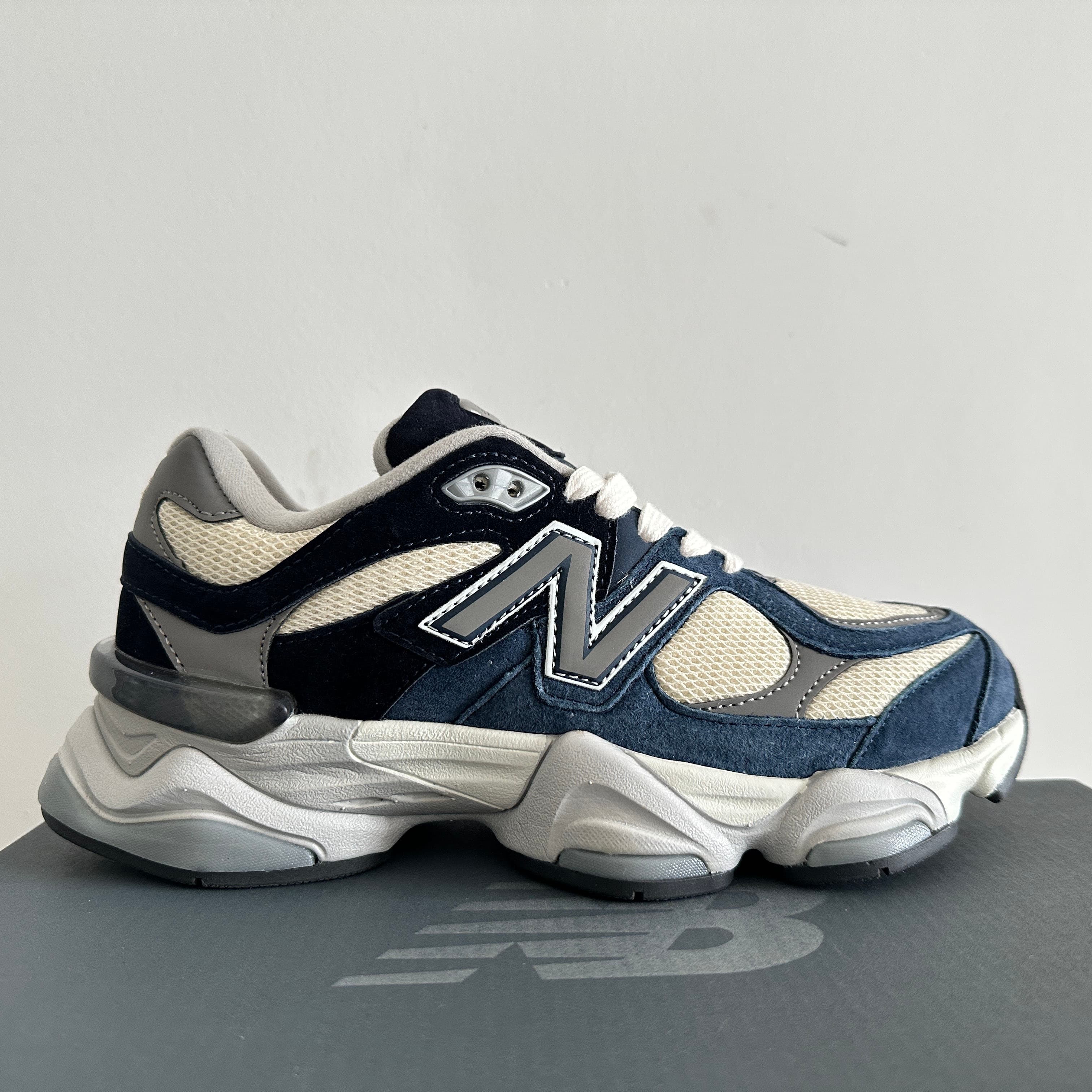 Chaussures Seasons Light-Step All pour le sport décontracté, confortables au quotidien, simples et élégantes, avec amorti et tendance NB9060.