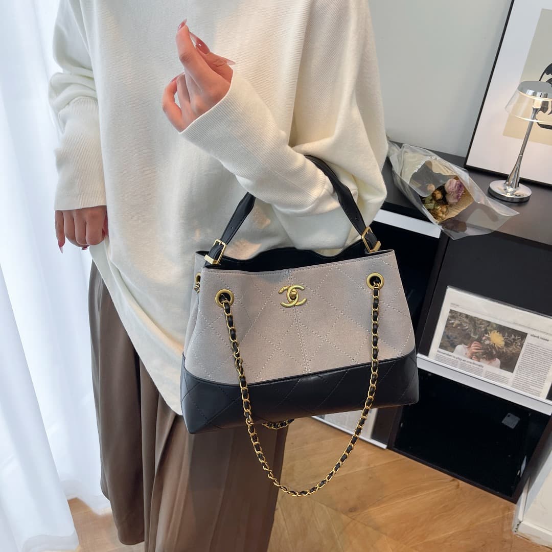 Sac à bandoulière polyvalent de marque de luxe de haute qualité, tendance et de grande capacité, 2025