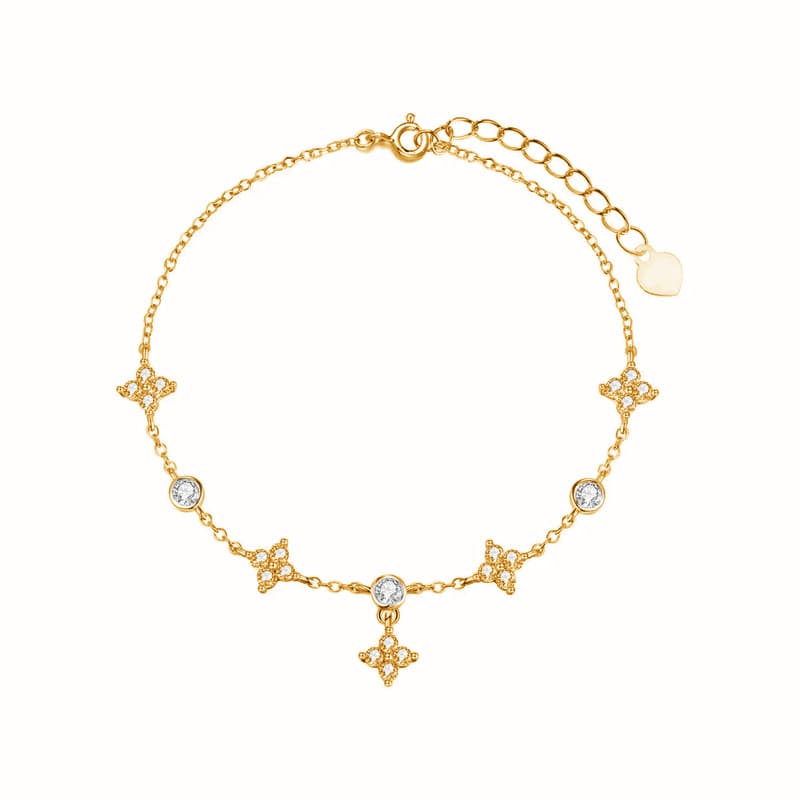 Women's Jewelry Retro Four Leaf Clover Tassel Zircon Bracelet Light Luxury Fashion All Match Design High End Stacking Hand Jewelry