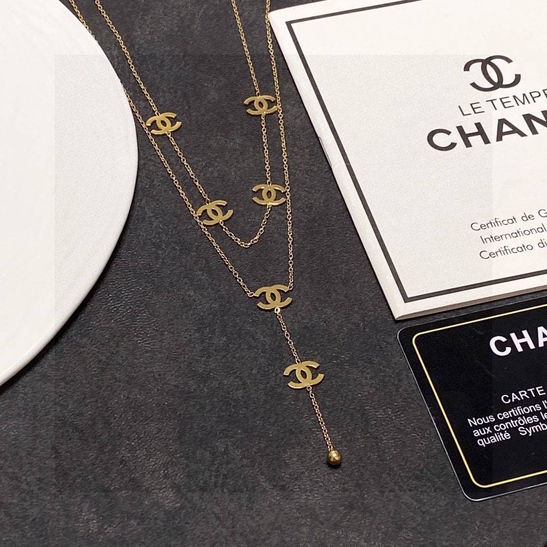 Nouveau collier double C classique pour femme de CHNL