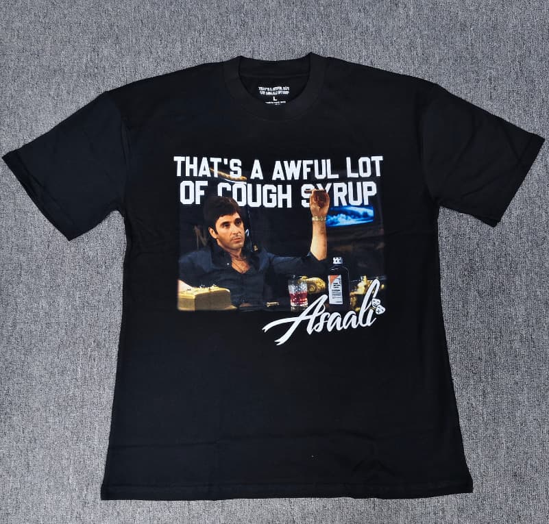 C'EST UNE QUANTITÉ ÉNORME DE SIROP CONTRE LA TOUX. C'est une marque tendance transfrontalière établie de longue date pour les t-shirts à manches