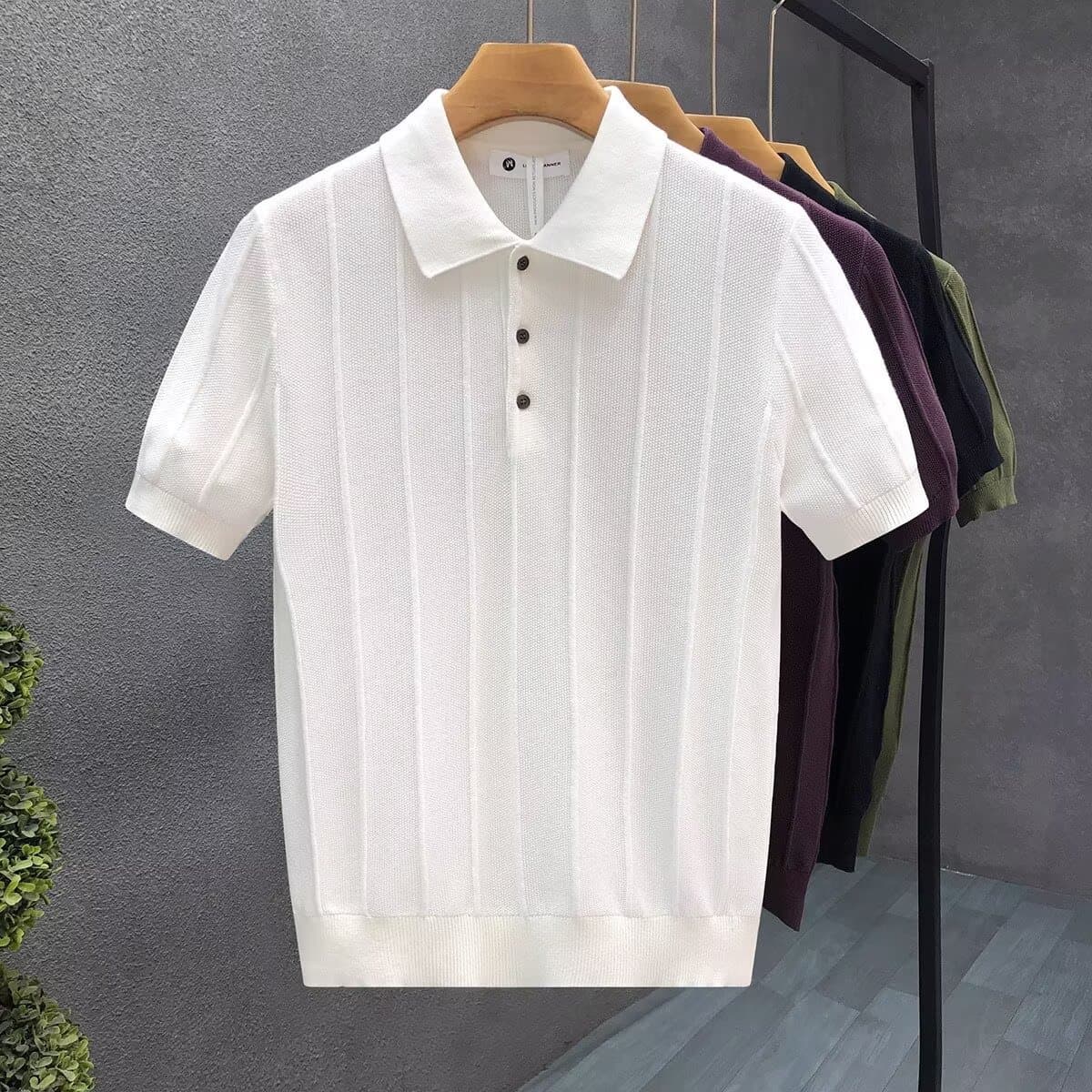 ​​Men's Slim-Fit Silk-Knit Polo Shirt – Breathable Short Sleeve Top With Modern Collar (White/Black/Green, Sizes M-4xl)​​
