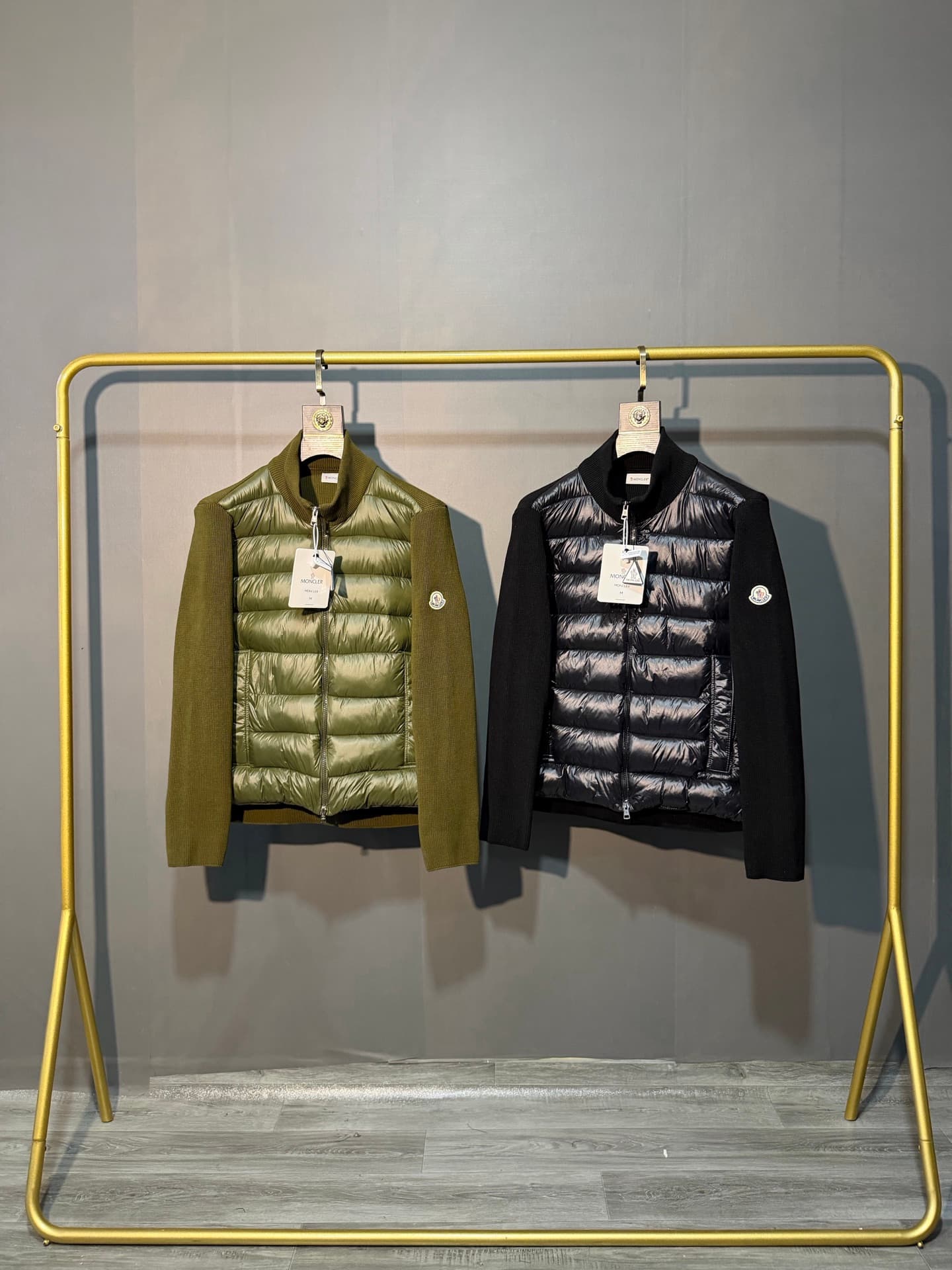 M O N C L E R, Doudoune, Vert/Bleu marine, Style automne/hiver, Classique et tendance, Chaude et confortable, Unisexe