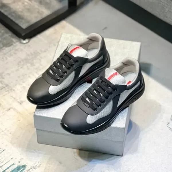 Chaussures basses décontractées pour homme, pointure 25, en caoutchouc souple et cuir verni, unisexes, multicolores, bout amande et bout rond.