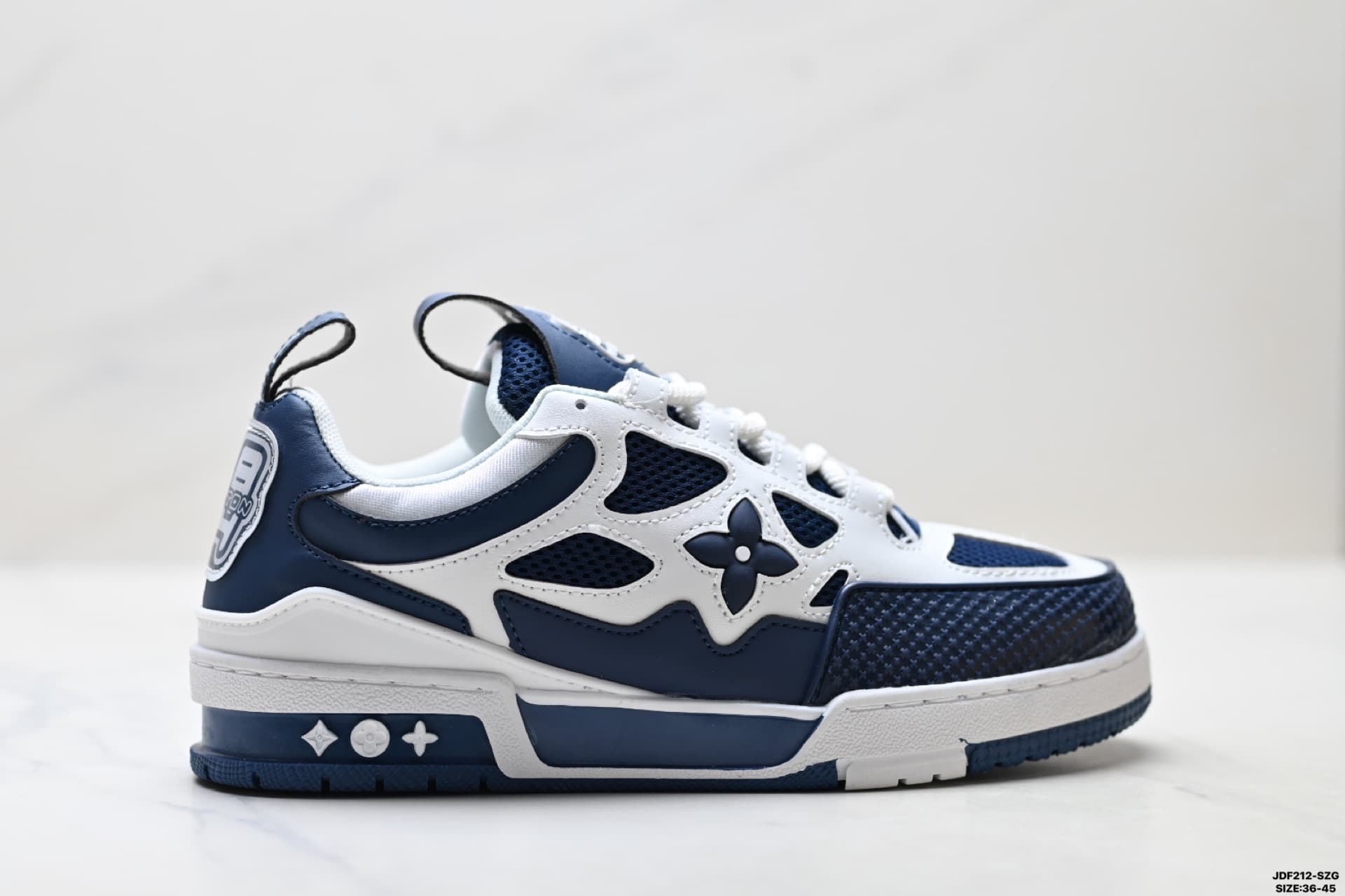 Baskets Louis Vuitton LV Skate Premium Casual, silhouette classique de skate, semelle plateforme épaisse et résistante, chaussures polyvalentes pou