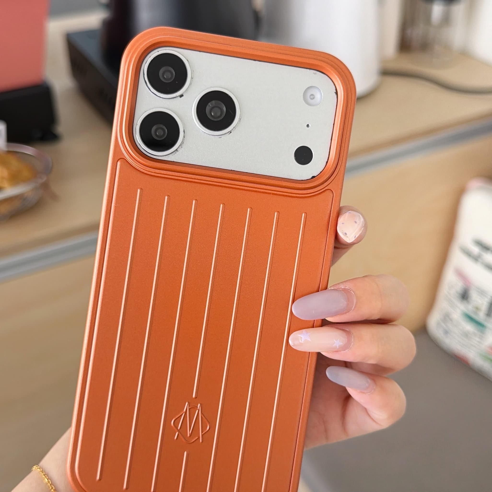 Coque iPhone 18 Pro Max XR OffMin pour iPhone 18 Pro Max, sans Redmi, en acrylique, grand format, renforcée, 2,0 mm, 200, neuve, pliable, en carton.