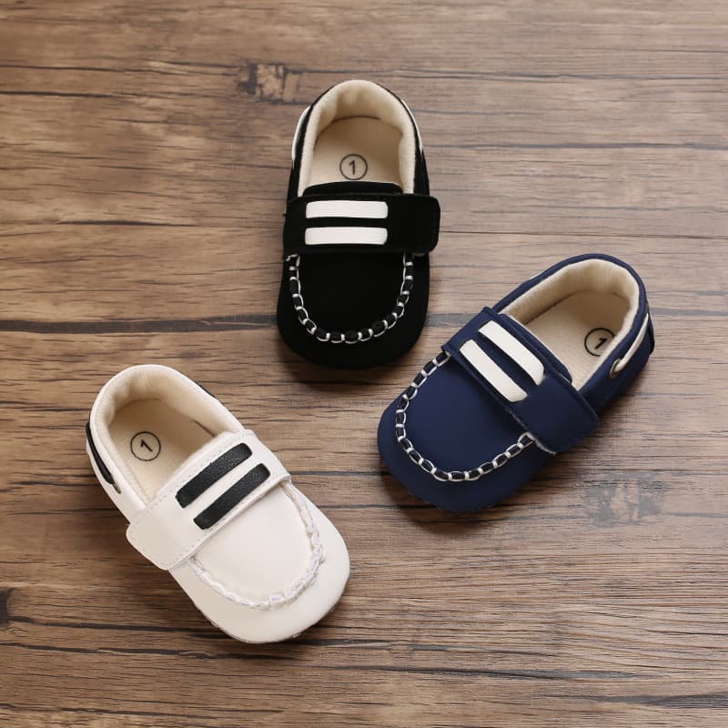 Spring And Autumn Baby Toddler Shoes Soft Soles Breathable Baby Shoes Fashion All Match Small Leather Shoes
