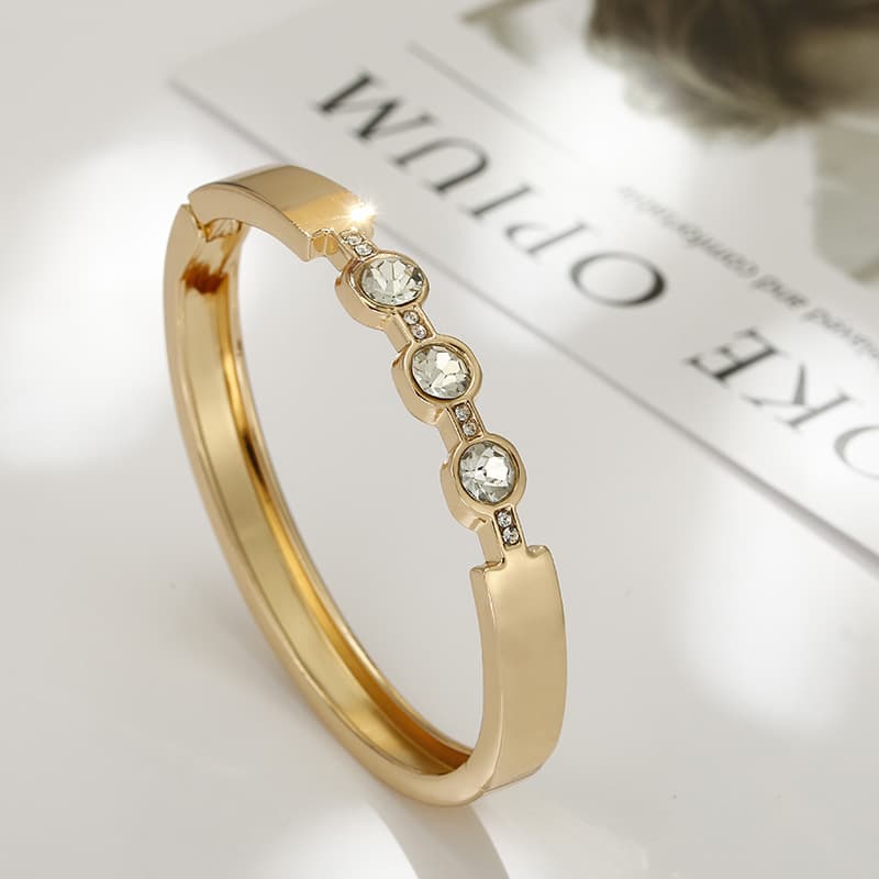 Titanium Steel Non Fading Diamond Bracelet For Women Light Luxury Niche High End Accessories Ins Trend Simple Versatile Temperament Bracelet