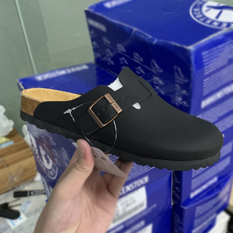 Pantoufles en cuir de vachette pour hommes et femmes, chaussures confortables en liège, semelle plate, bout décontracté