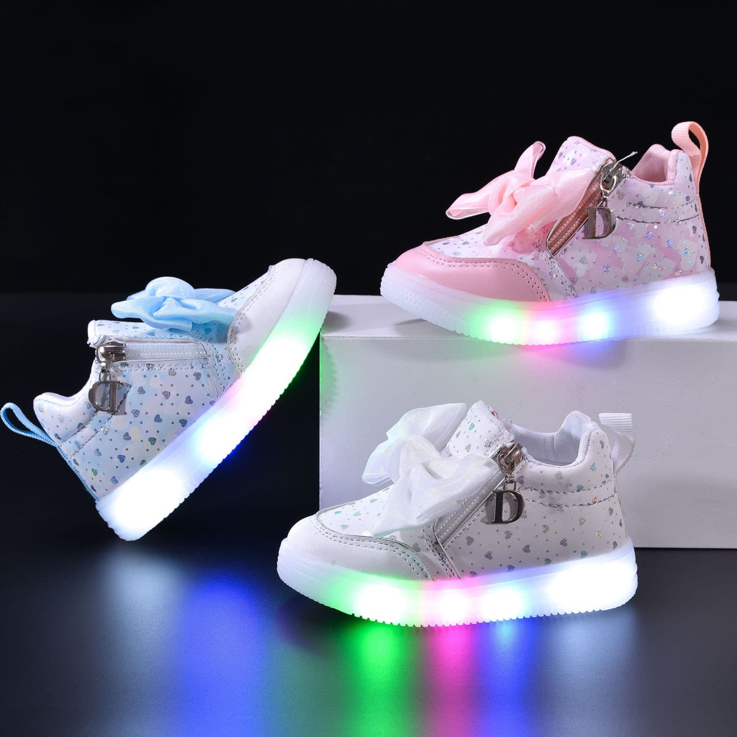 Children's Shoes New Spring And Autumn Girls Princess Led Light Up Small And Medium Girls Casual Bow Sports Soft Bottom Shoes