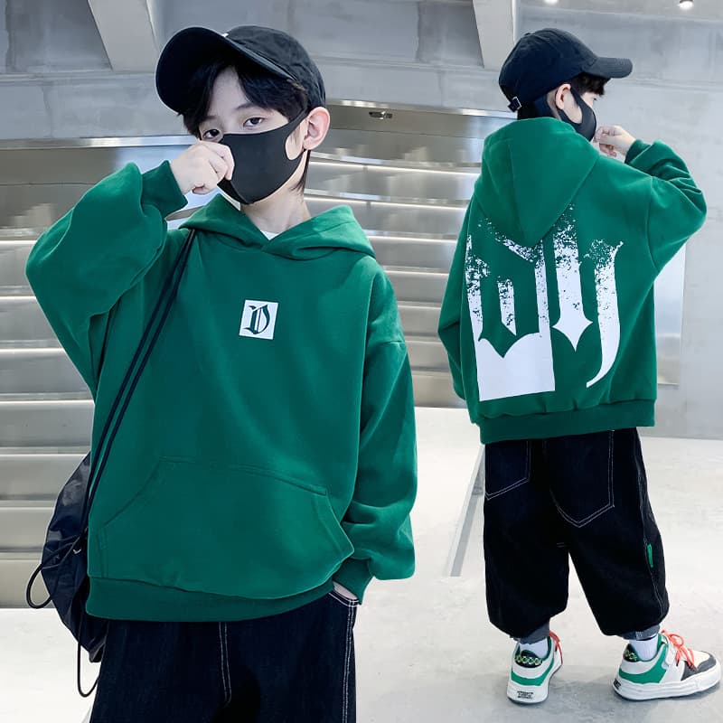 Children's clothing, boys' autumn hoodie 2024 new style, personalized letter printed children's winter velvet top trend