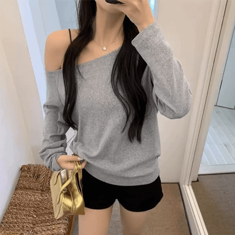 Women's Clothing Pure Desire One Shoulder White Angled Shoulder Long Sleeved T Shirt Female Loose Bottoming Shirt Lazy Chic Beautiful Top