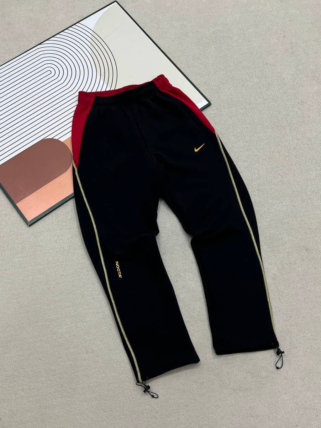 Ensemble veste de sport et pantalon droit en maille patchwork TCH quatre couleurs de la marque Designer 26 Nk