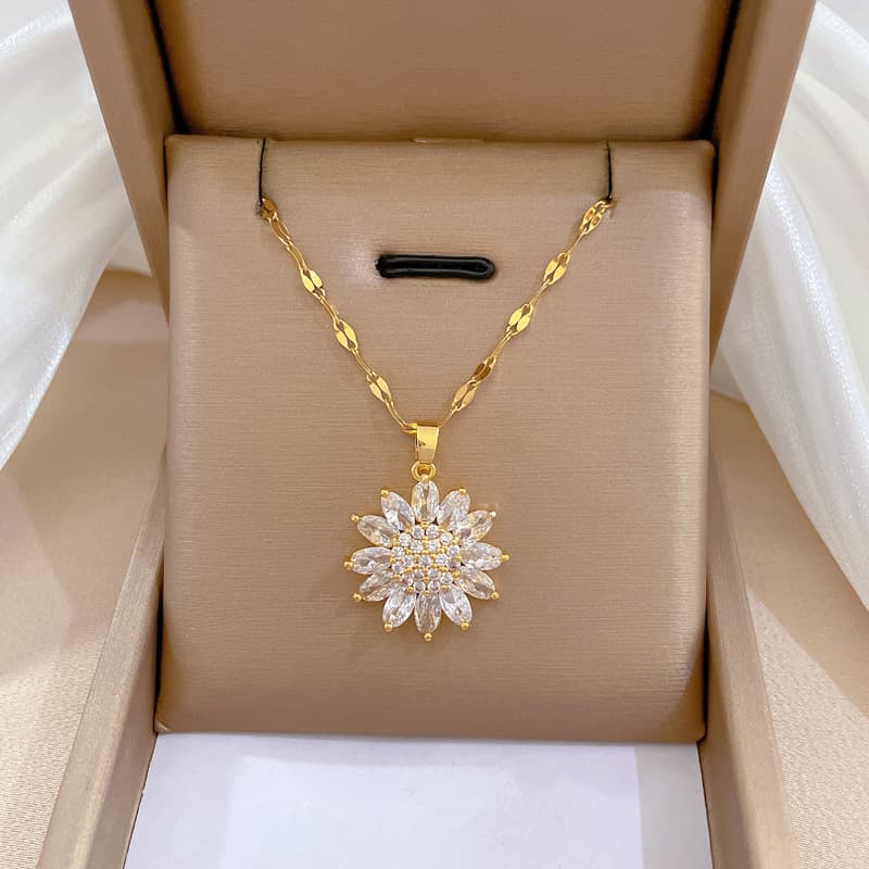 Luxury Design Lady Sunflower Zircon Pendant Necklace for Women Fashion Accessories Wedding Party Jewelry Anniversary Gift