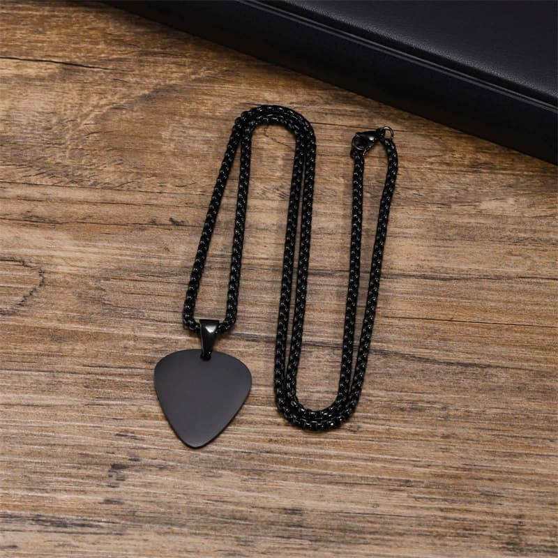 Collier en acier titane avec inscription transfrontalière pour médiator de guitare, amour de couple qui ne se décolore pas, mode simple européenn