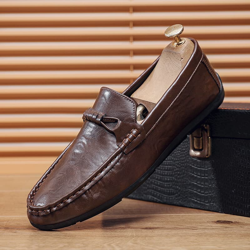 Summer New Men's Loafers Low-top Foot-fitting Lazy Shoes Men's Leather Shoes Doudou Shoes Men's Driving Shoes