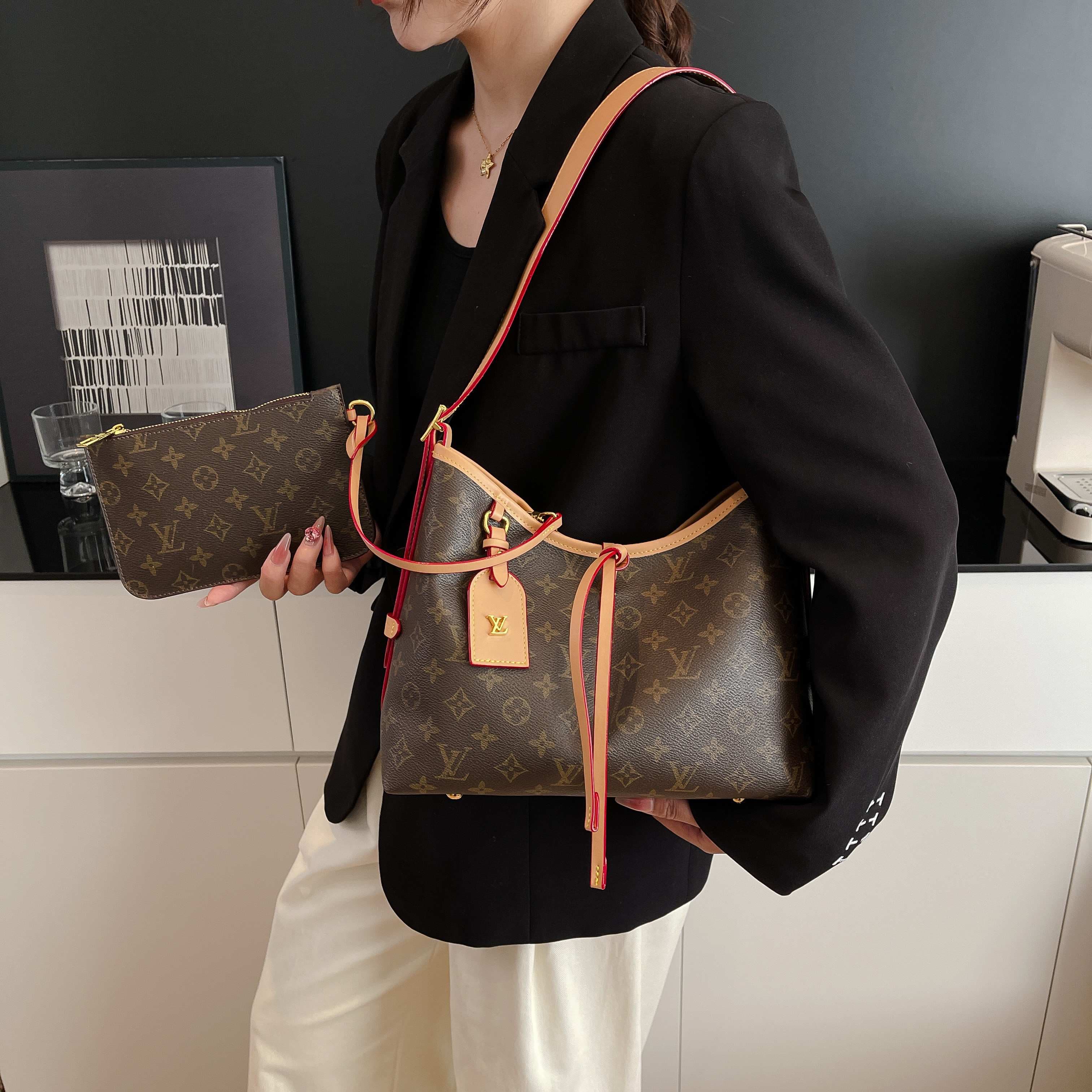 Sac cabas Louis Vuitton New LV Carryall moyen monogramme à bandoulière, sac à main décontracté pour femme, sac à langer