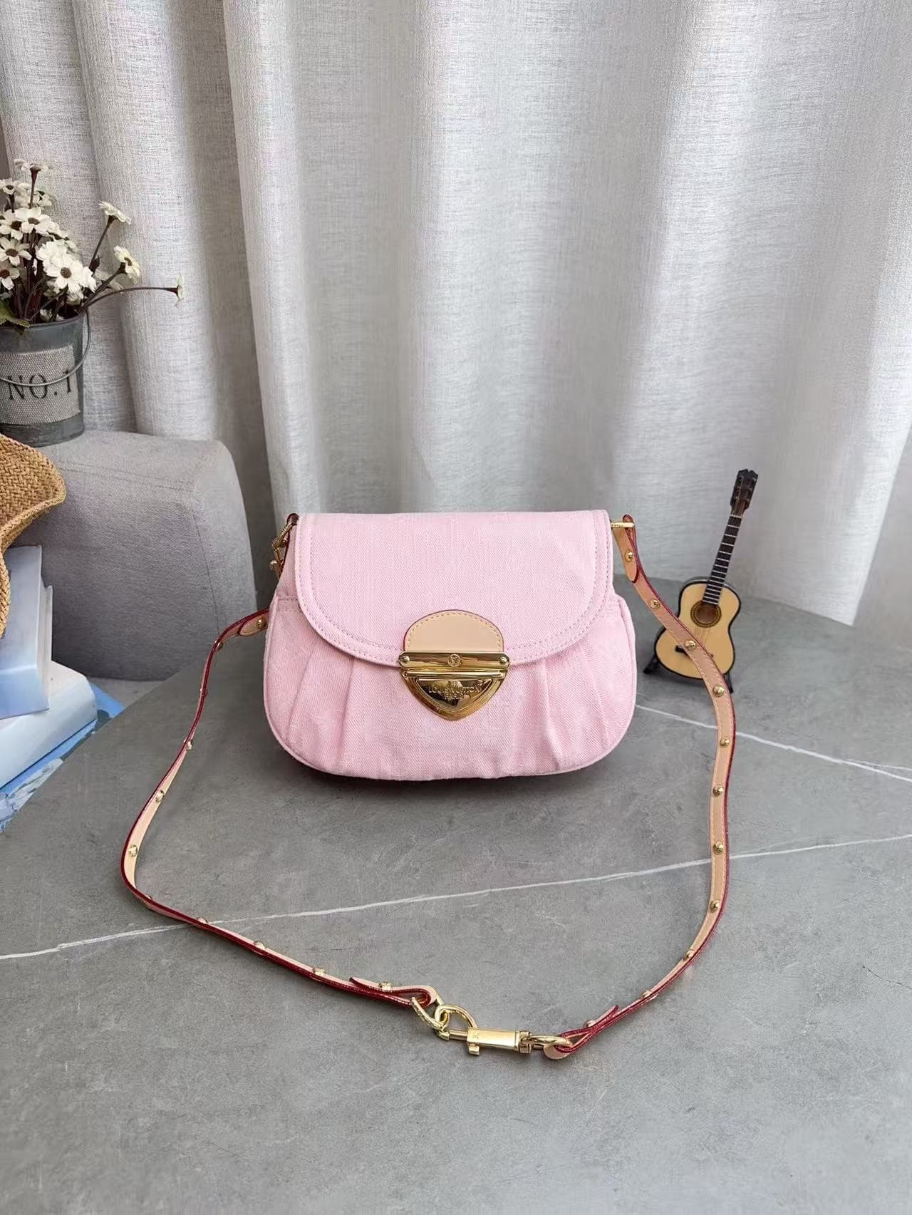 Sac en denim Louis Vuitton classique et tendance, sac décontracté en coquillage, sac bandoulière multifonctionnel, sac à main, sac de luxe minima