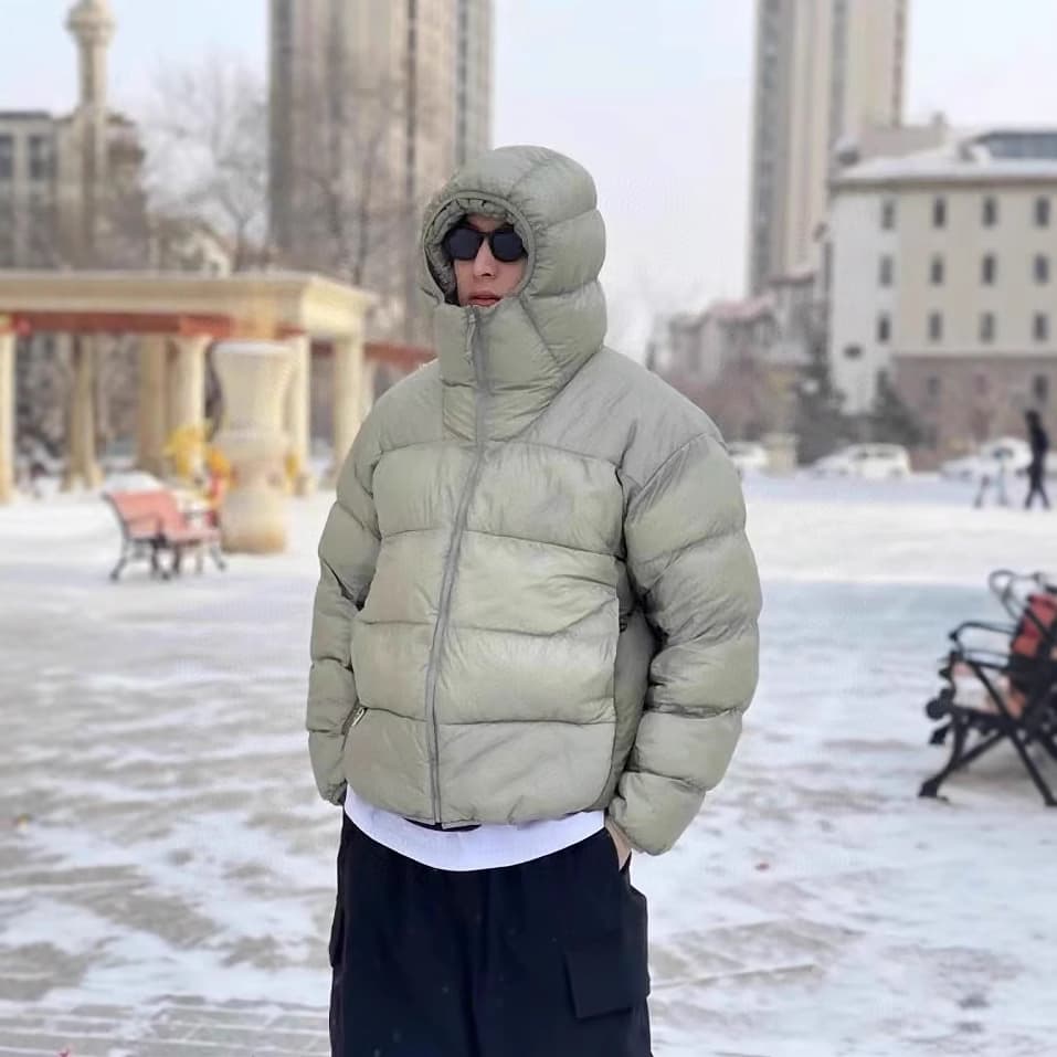 Premium Winter Puffer Jacket For Men & Women - Ultra-Warm Thickened Hooded Coat, Oversized Couple Style, Water-Resistant & Windproof