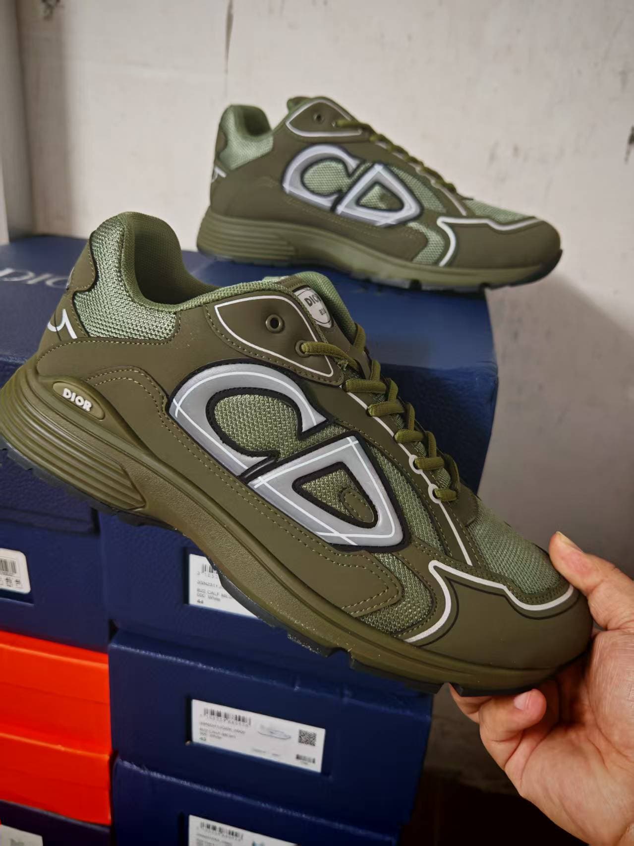 Chaussures de sport décontractées Guangzhou Goods CD Fashion B30, version haute, réfléchissantes, patchwork, pour papa, pour couple