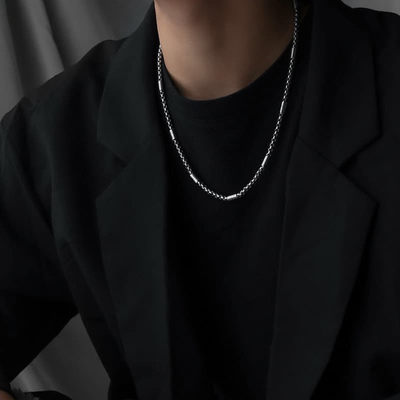 Trendy Men's Personalized Titanium Steel Necklace, Simple And Fashionable, Niche Design, Cylindrical Pearl Chain, Summer