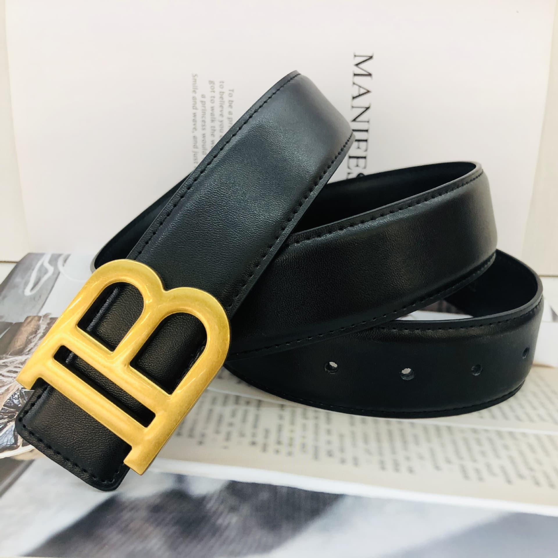 Ceinture classique pour hommes et femmes, avec boucle lisse en cuir de vache TB à double face en relief, ceinture décontractée et polyvalente