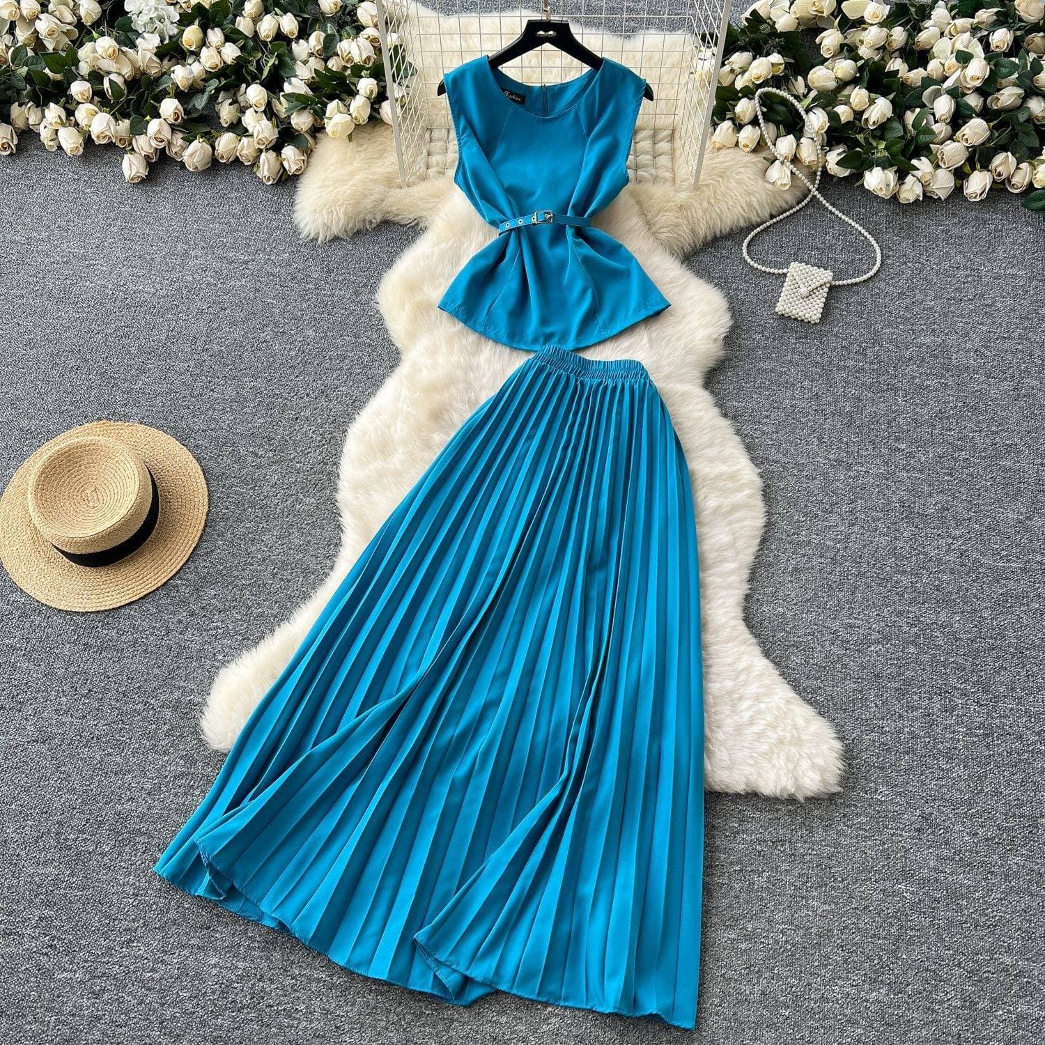 Women's Clothing Light Mature Style Tie Waist Round Neck Sleeveless Top High Waist Slimming Big Swing Pleated Skirt Two Piece Suit