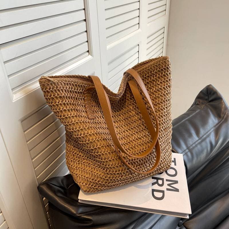 Simple Large Capacity Straw Bag Versatile Korean Commuter Shoulder Bag Popular Woven Tote Bag