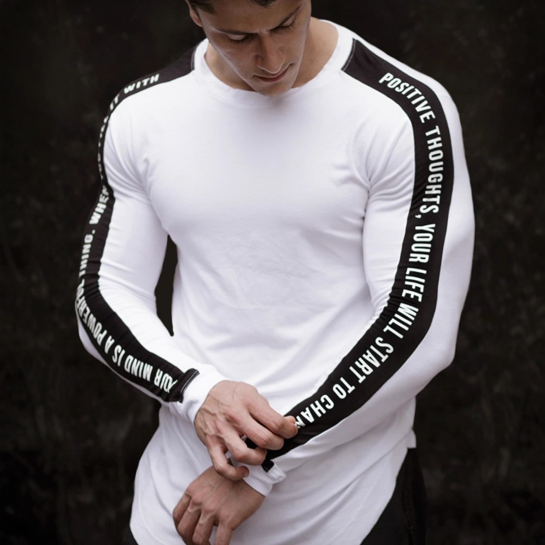 Performance Long Sleeve T-Shirt – Moisture-Wicking & 4-Way Stretch For Running, Basketball & Gym (S-XXL, Black/White)​