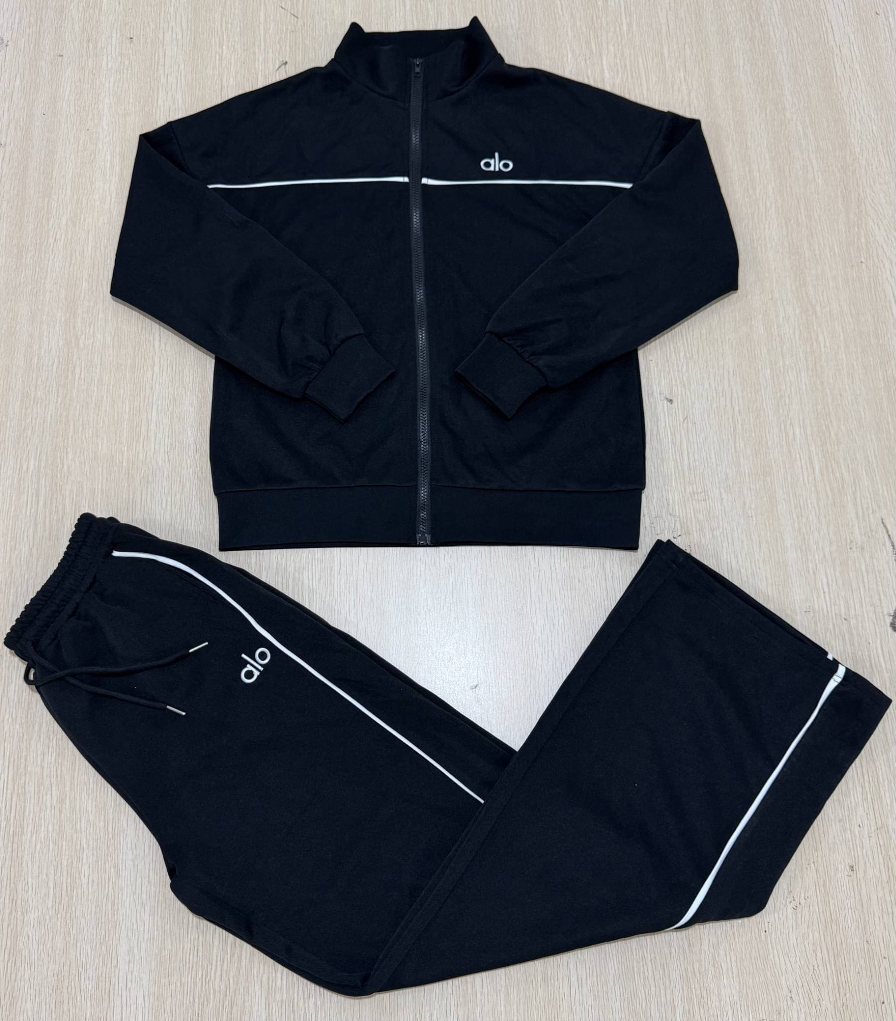 Ensemble manteau et pantalon décontracté, collection printemps-automne 2026, haute qualité et tendance.