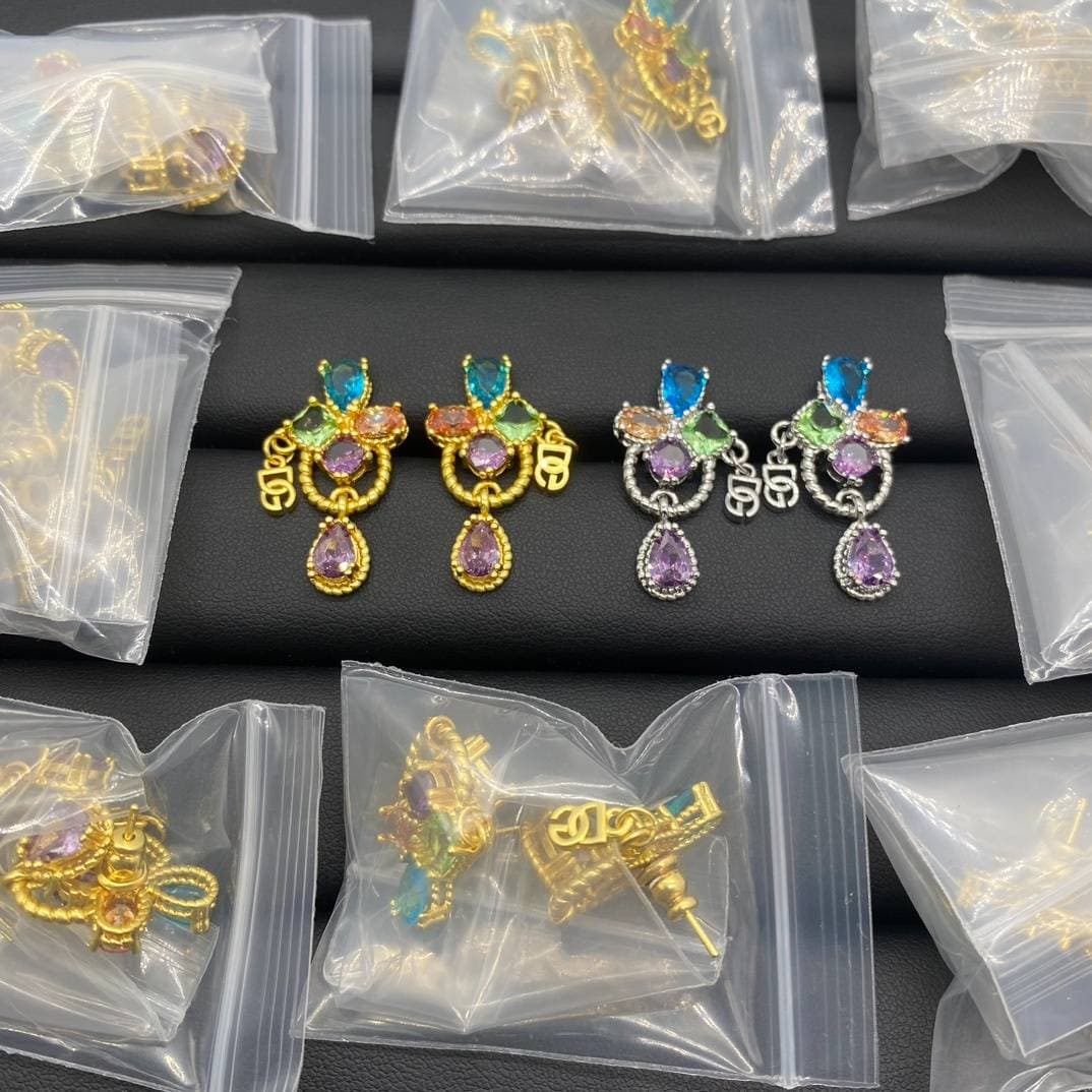 Luxury Brand Diamond Earrings Ladies Luxury Jewelry Studded Earrings Fashion New Earrings