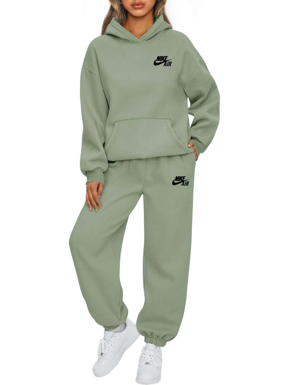 Ensemble sweat-shirt à capuche oversize et pantalon de jogging Nike uni