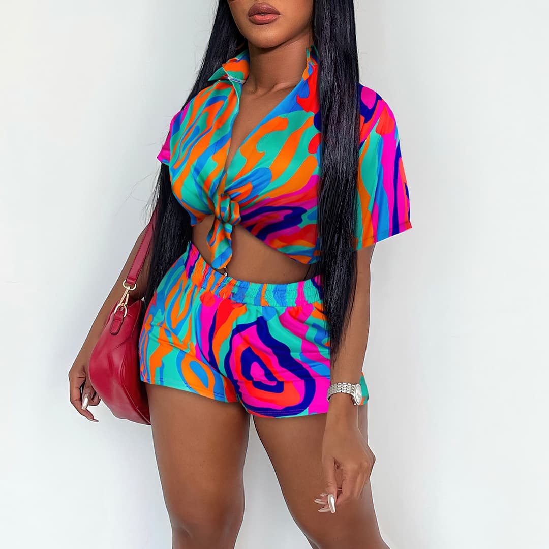 Women's new fashion colorful printed shirt collar casual shorts suit