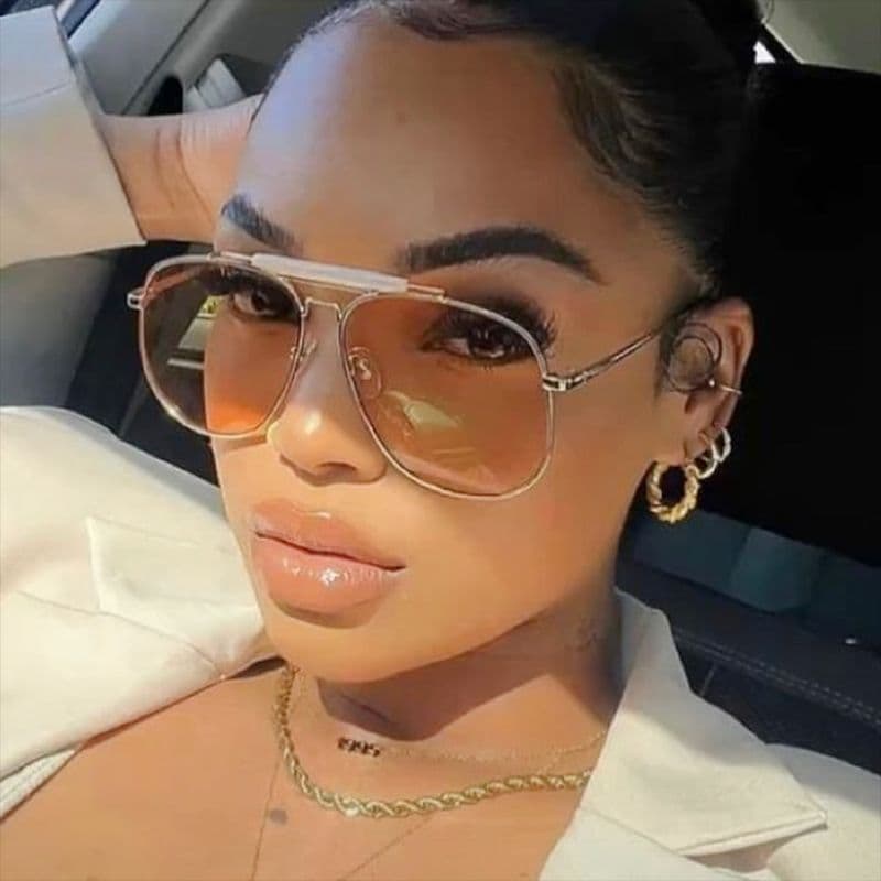Unisex Women's Oversized Cat Eye Sunglasses – Metal Frame UV400 Shades (Trendy & Instagrammable)
