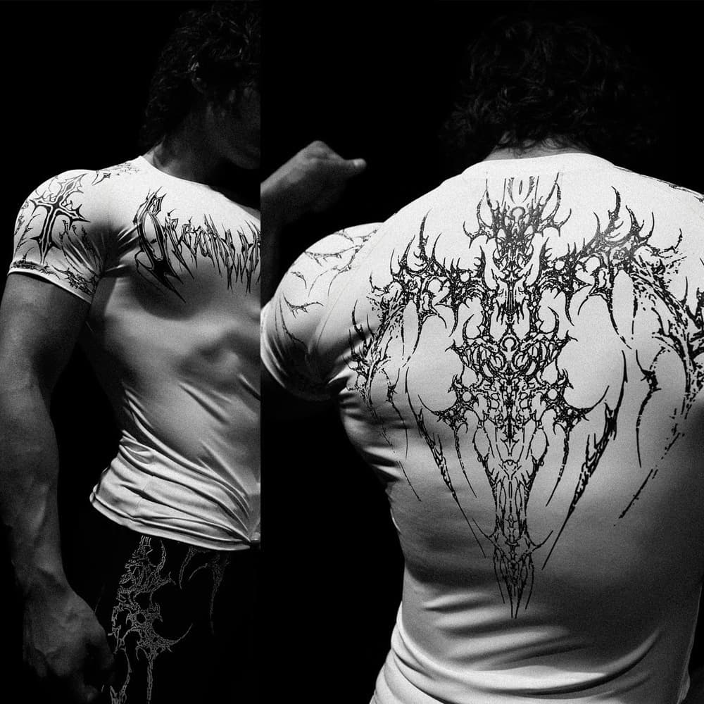 Men's Gothic Streetwear Gym T-Shirt – Oversized Dark Print Short Sleeve (Black/White With Demon Skull Design)