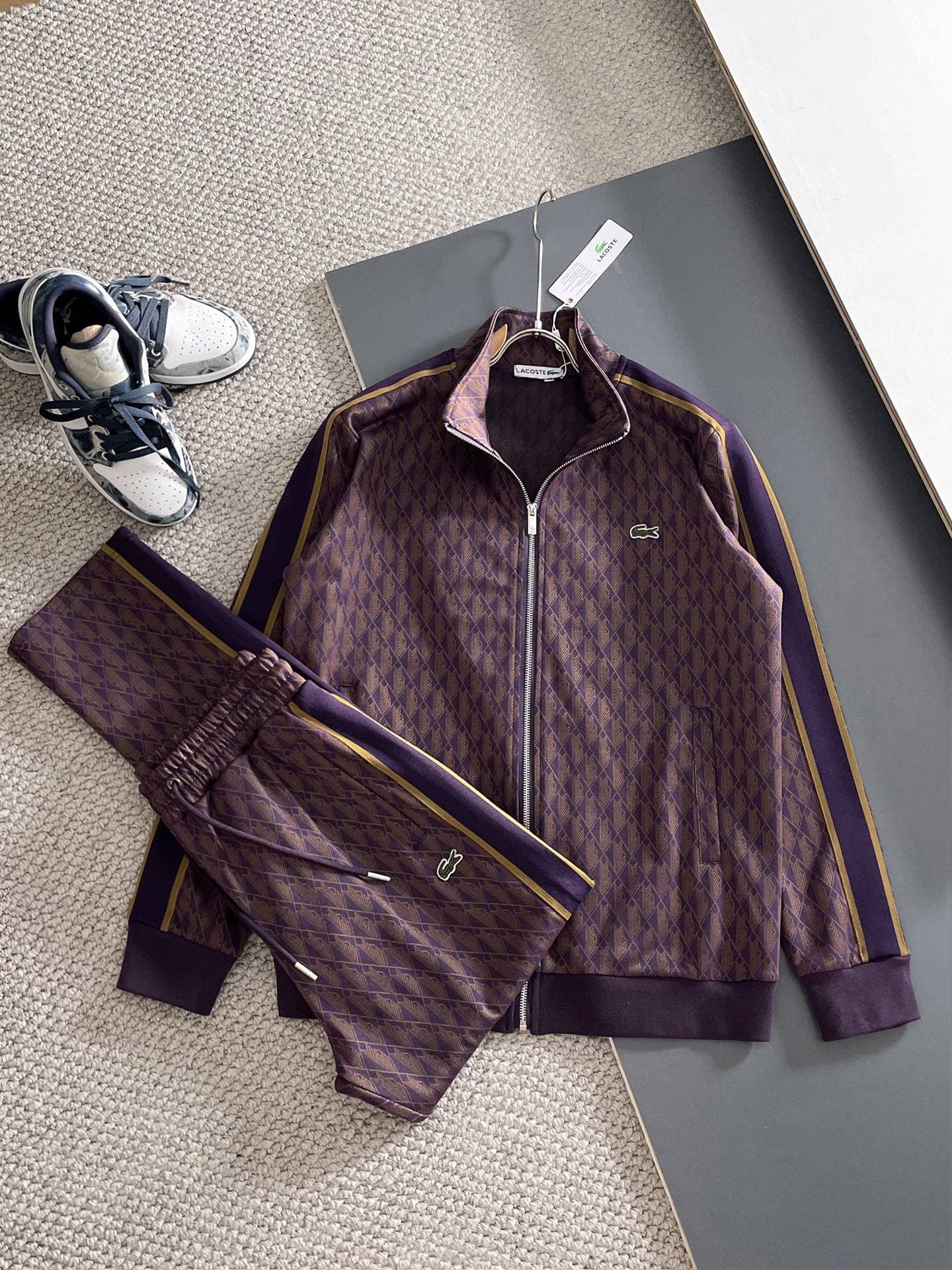 Costume décontracté tendance en crocodile français avec fermeture éclair et plusieurs couleurs assorties, style décontracté et polyvalent