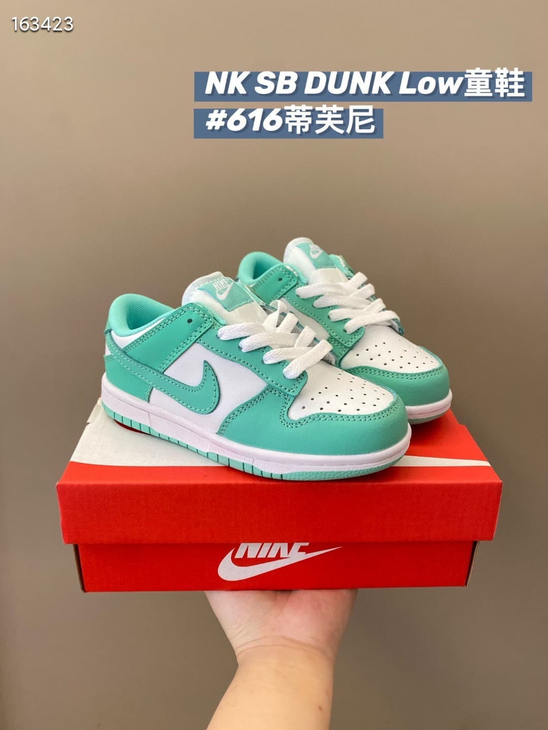 Nouvelle collaboration de chaussures basses pour enfants, chaussures de skate en cuir pour filles et garçons, chaussures décontractées pour étudi