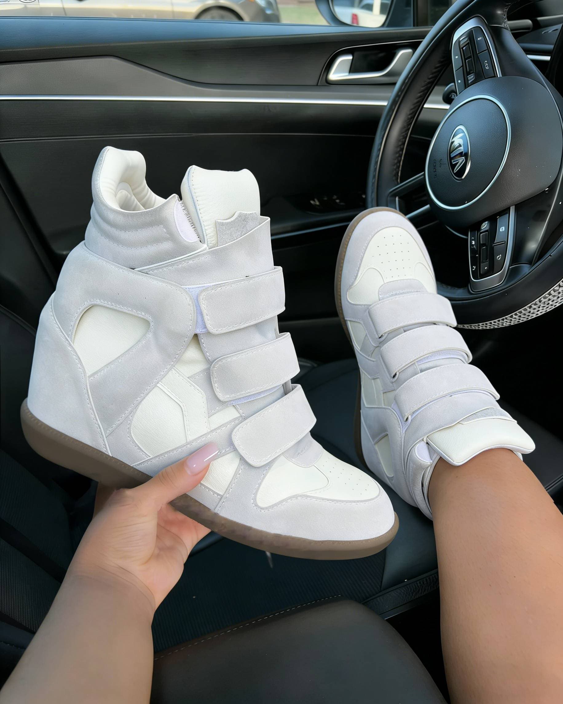 Women's High Top Flat Casual Shoes Color Block Round Toe Hidden Height Increase Velcro Sneakers Versatile
