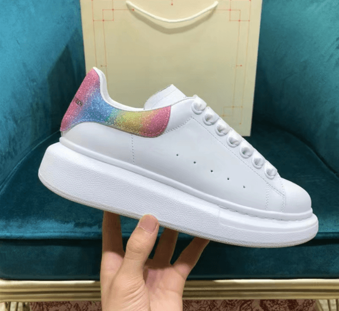 Alexander Mcqueen Printemps Et Été Nouvelle Tendance De La Mode Unisexe Blanc Noir Chaussures Semelle Épaisse Chaussures De Sport Décontractées