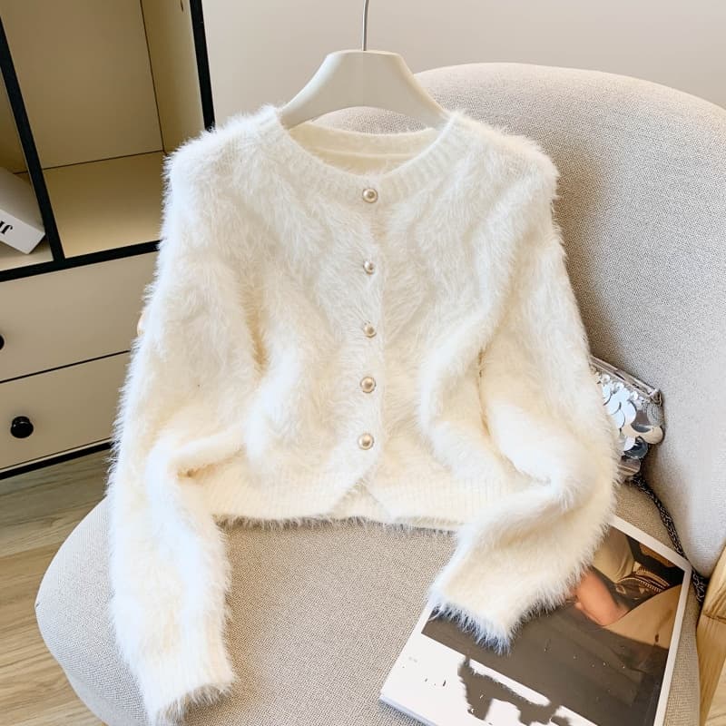 aux Mink Knit Cardigan – Soft Short-Sleeve Pullover (White/Beige) | Elegant & Cozy Women’s Sweater