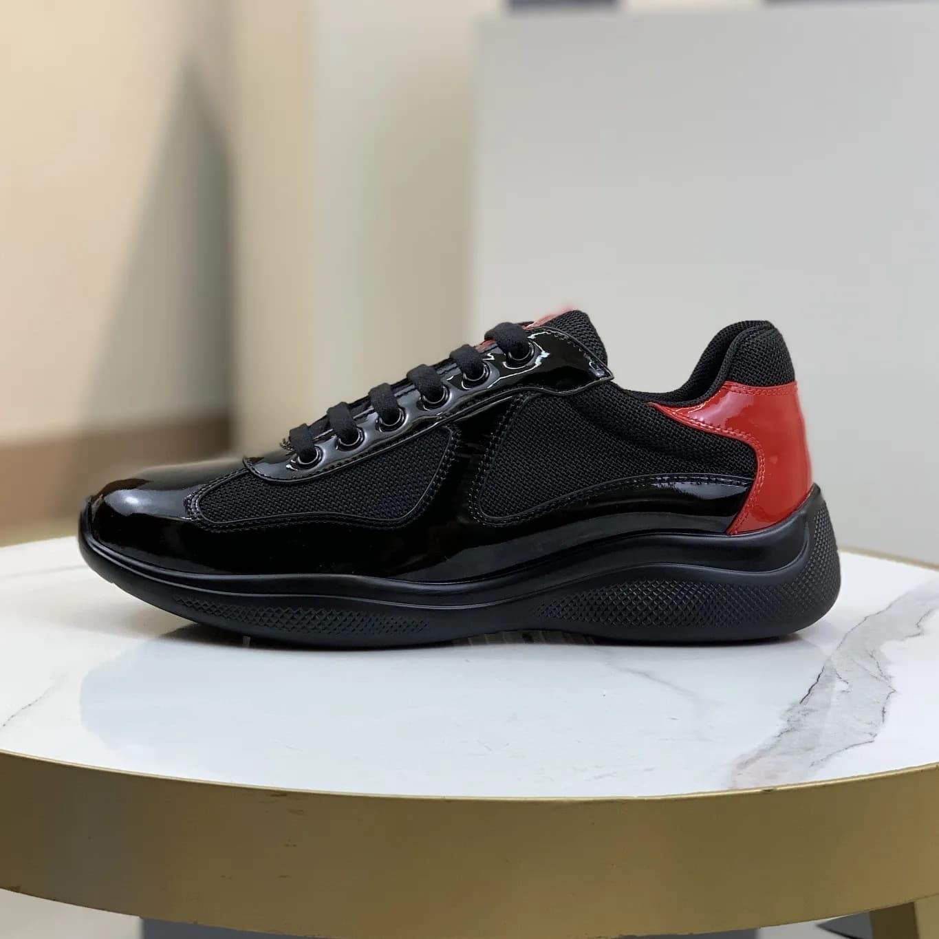 Chaussures de course à bout rond pour femmes, en cuir véritable de haute qualité, confortables, en cuir verni, commerce transfrontalier internatio