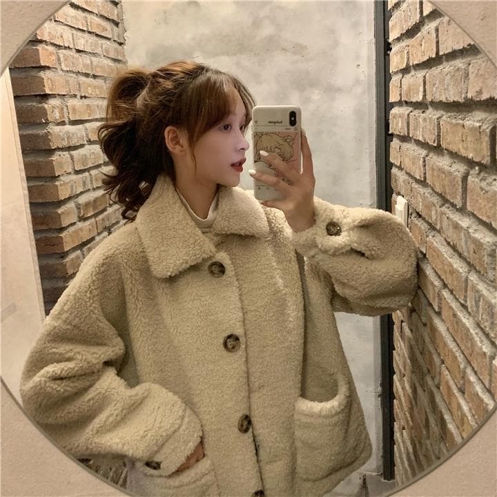 Cozy Faux Shearling Jacket - Oversized Korean Style Fleece-Lined Coat (Beige, M-2XL) | Warm Winter Outerwear With Button Closure
