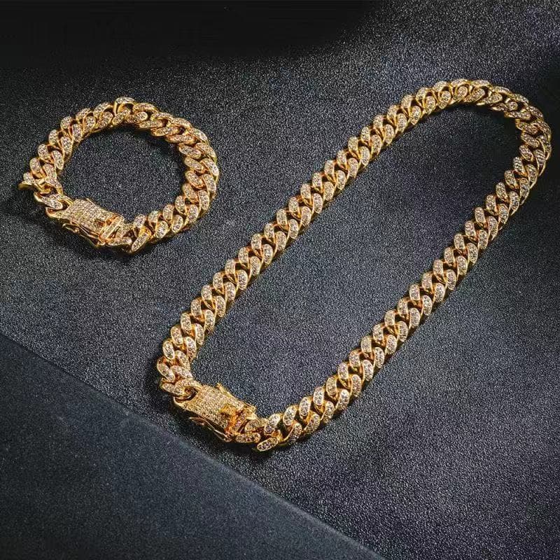 Collier cubain hip-hop avec diamants pour amoureux, hommes et femmes, bijoux personnalisés exagérés